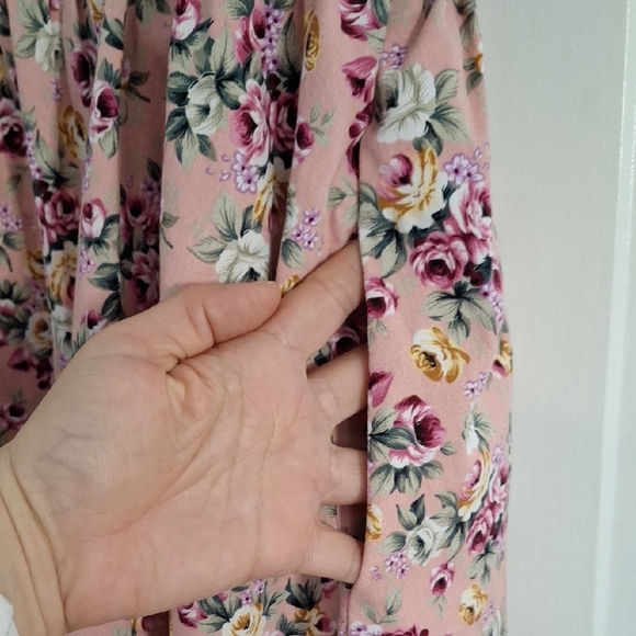 LINDY BOP Tea Party Pink Floral Dress Ditsy Rose Swing Vintage Retro - Picture 4 of 11